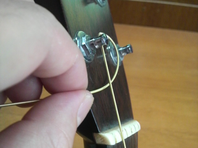 弦の下側を通す